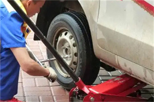 富裕附近拖车24小时服务热线电话