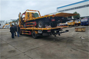 富裕同城汽车补胎