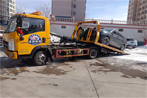 富裕救援拖车费用怎么算